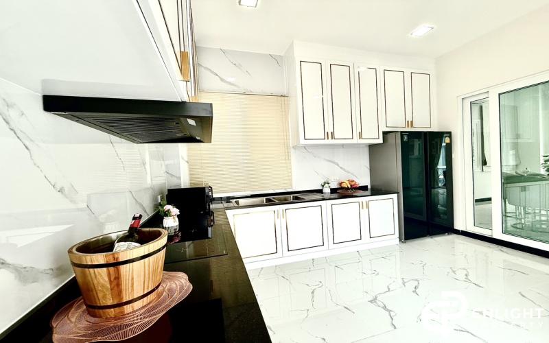 Corner House for Sale – Siam Country Club Soi