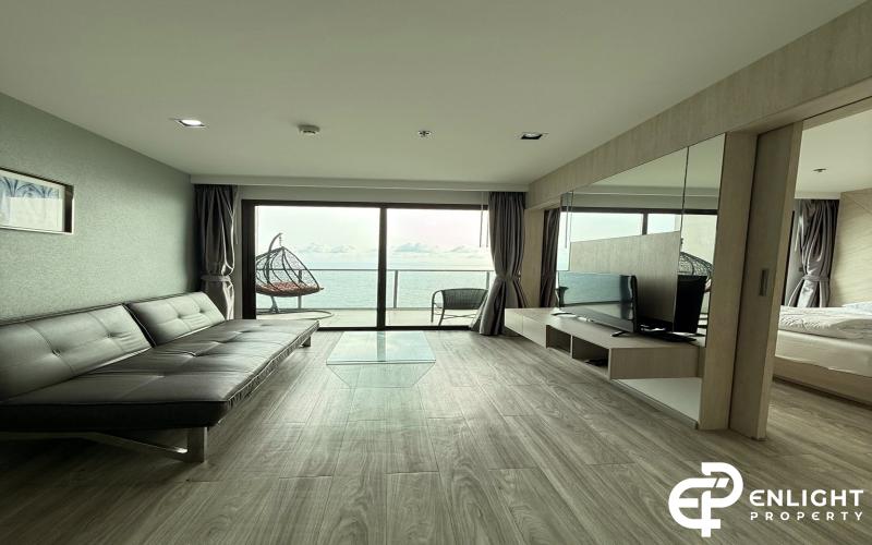 Aeras Condo, Beachfront Jomtien – For Sale or Rent