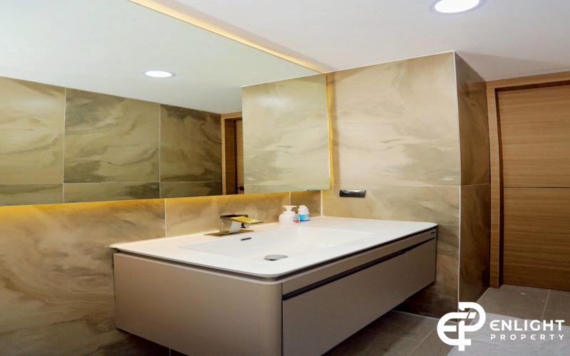 AD Hyatt Wongamat For Sale –  Sea View Condo