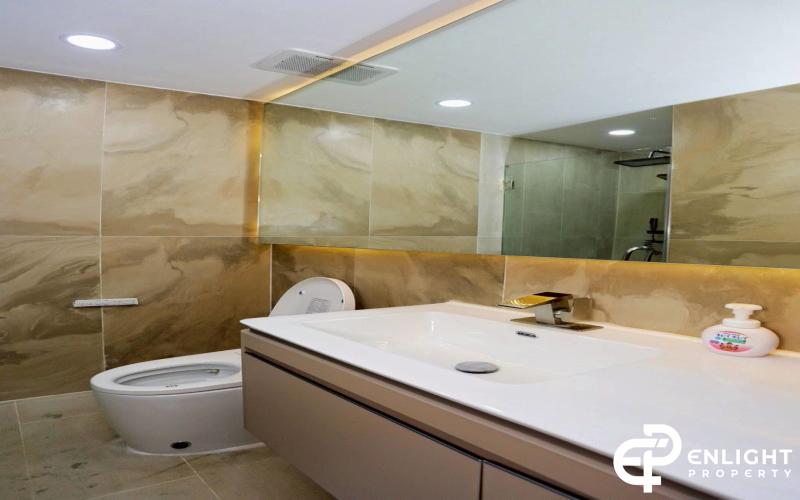 AD Hyatt Wongamat For Sale –  Sea View Condo