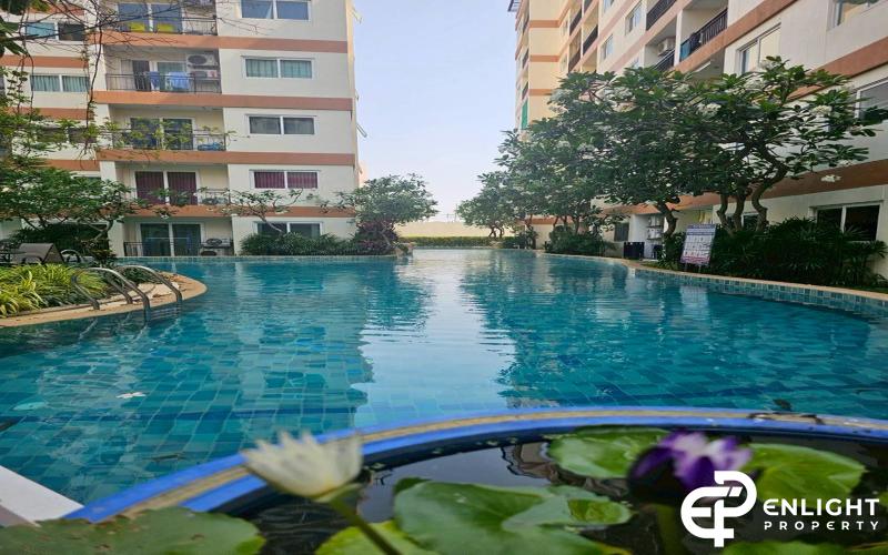 Park Lane Jomtien Resort - Condo For Sale