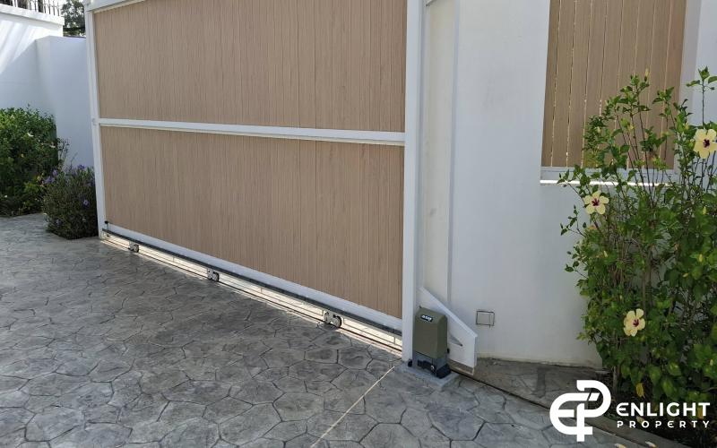 Single house for sale and  rent  Soi Tungklom-Tanman 4,