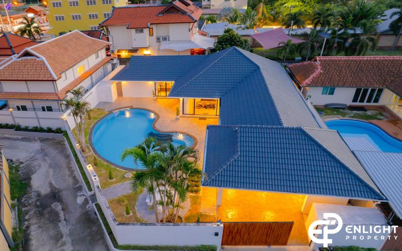 Luxury Pool Villa in Mabprachan  lake