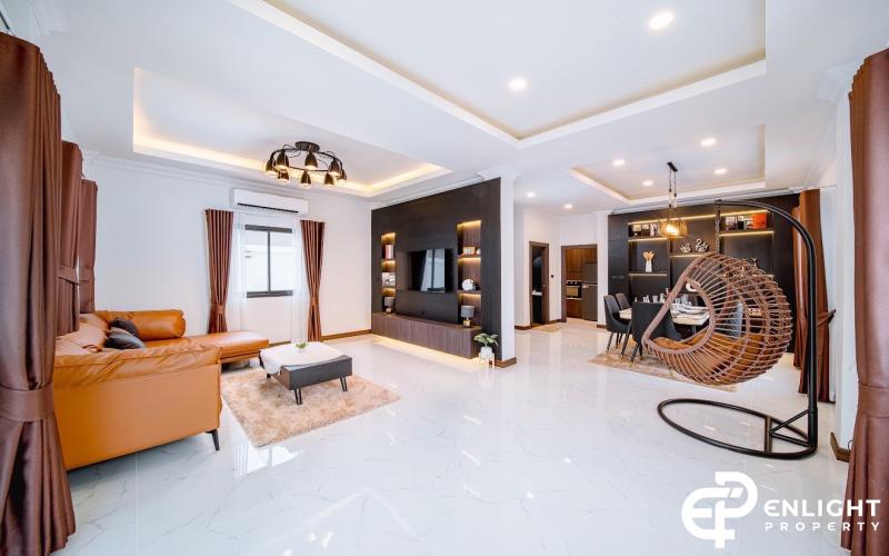 Chaiyapruek 2 / Luxury 2-Storey Pool Villa near Jomtien Beach