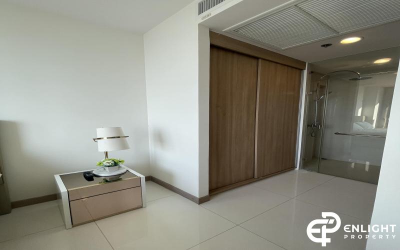 The Riviera Wongamat Beach Condominium