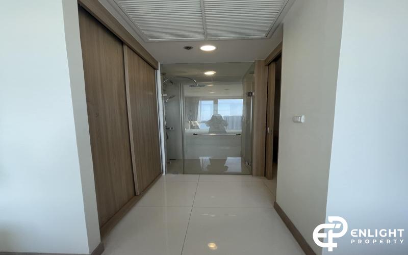 The Riviera Wongamat Beach Condominium