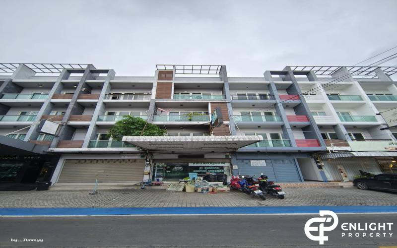 Commercial Building for Sale – 4 Floors in Central Pattaya