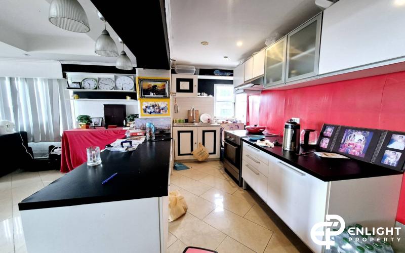 Starbeach Condotel, Pratumnak, Pattaya
