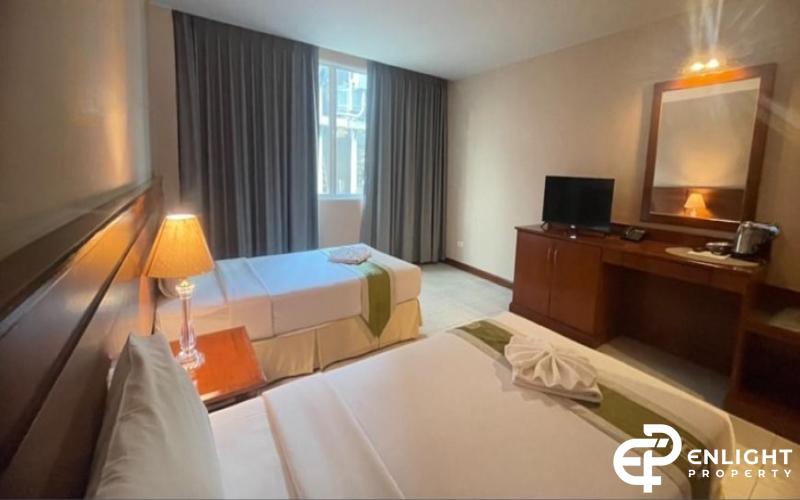 Crown Pattaya Beach Hotel – For Sale