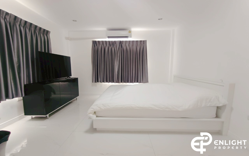 Single House for Sale Near Jomtien Beach