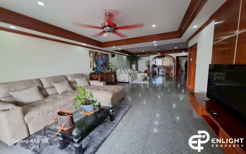 Jomtien Plaza Condotel