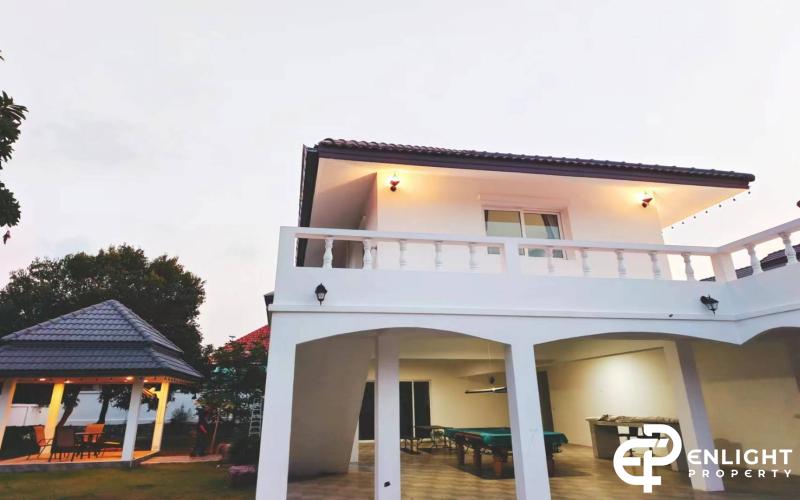 Grange Park Villa – East Side Pattaya