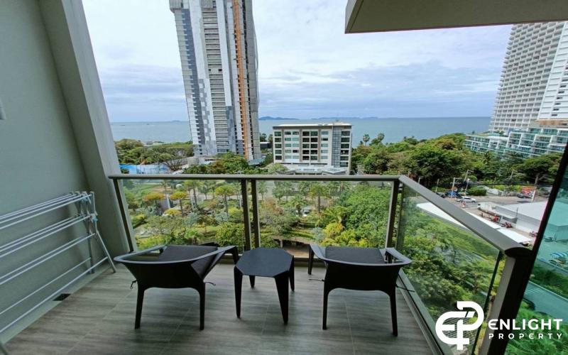 Riviera Wongamat Condominium