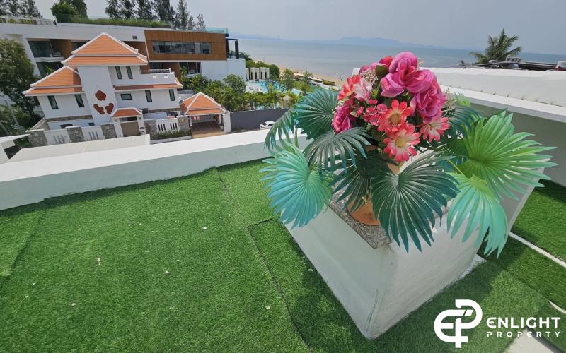 Relaxing Home On The Beach In Chomtalay Resort