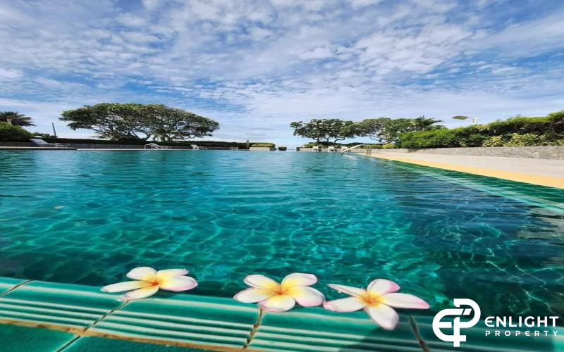 Relaxing Home On The Beach In Chomtalay Resort