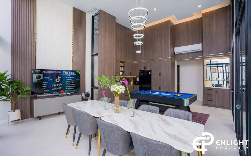 พูลวิลล่าสุดหรู สไตล์ Modern luxury ใจกลางเมืองพัทยา
