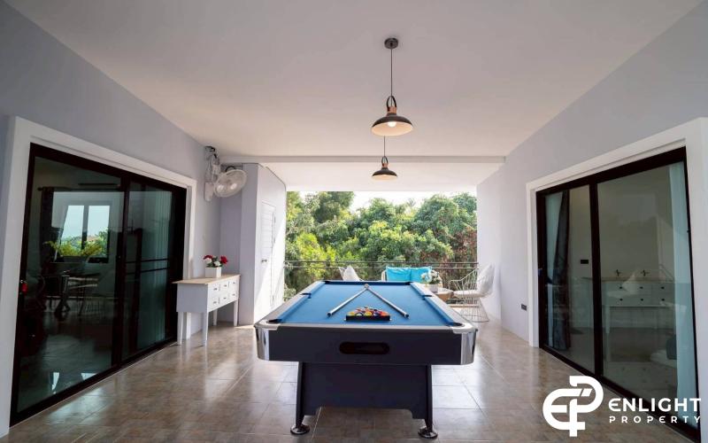 Large Pool Villa for sale and rent