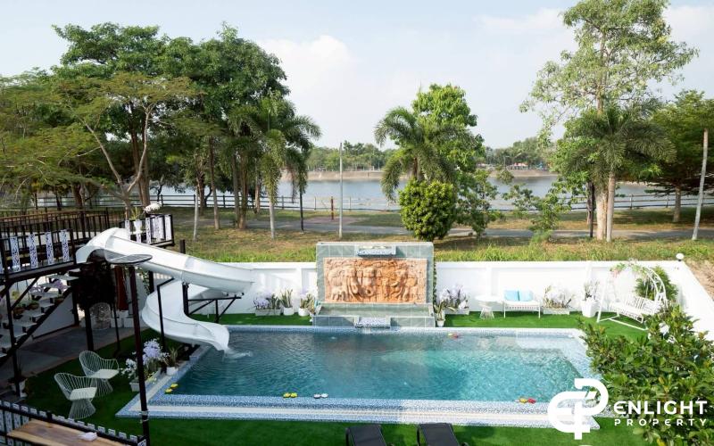 Large Pool Villa for sale and rent