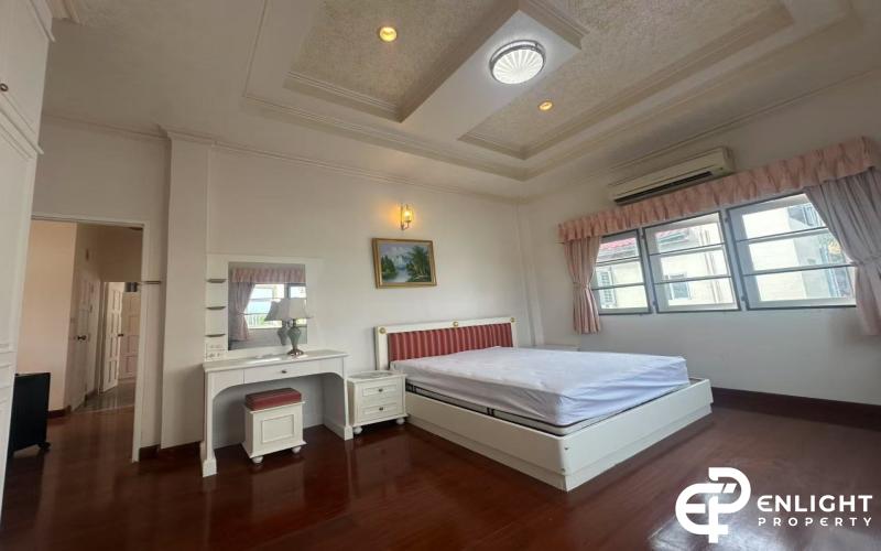 House for Sale – Thepprasit Location