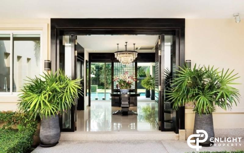 Jomtien Pool Villa  Asking Price: 55,000,000 THB