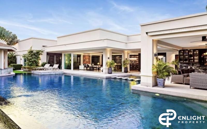Jomtien Pool Villa  Asking Price: 55,000,000 THB