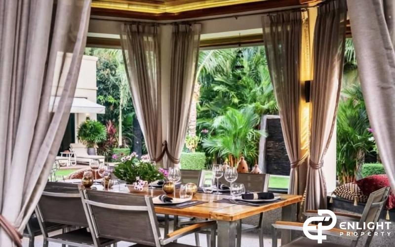 Jomtien Pool Villa  Asking Price: 55,000,000 THB