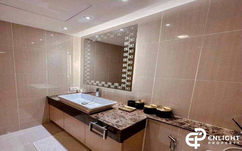 The Palm Wong Amat  - For sale