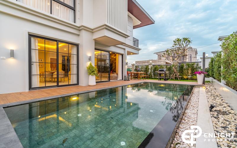 Exclusive Luxury Pool Villa – Pattaya