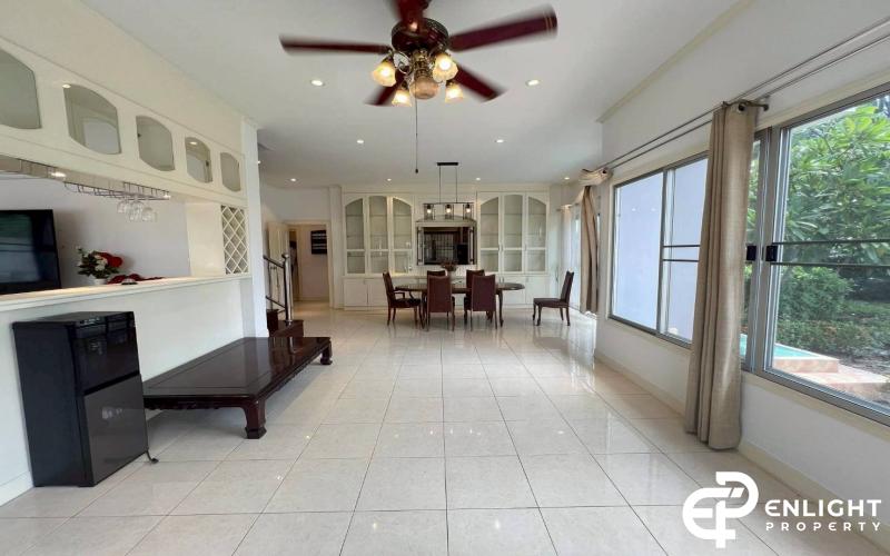 House with a pool, good location, near Rai Nasin market