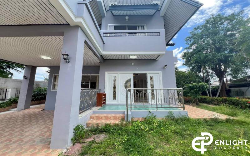 House with a pool, good location, near Rai Nasin market