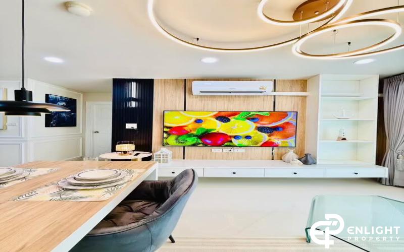 Park Lane Condominium