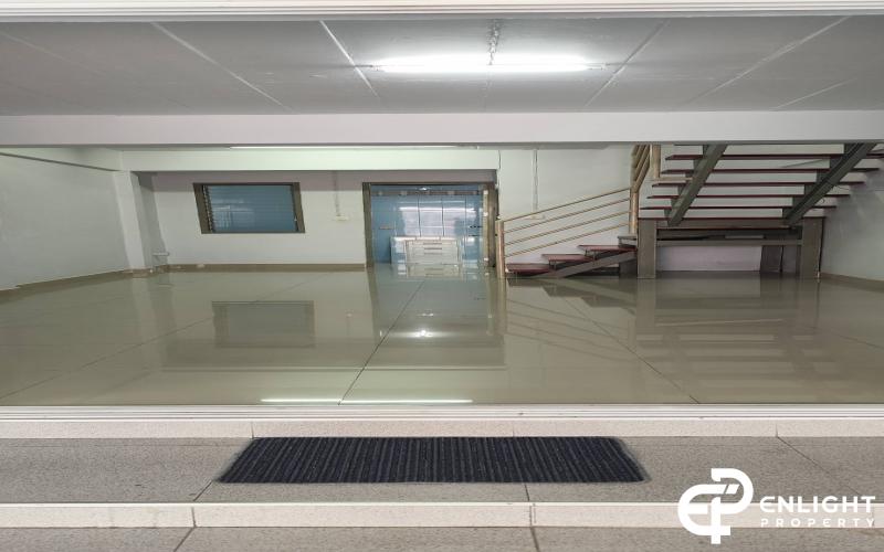 Baan Eua Arthorn, 2 -story