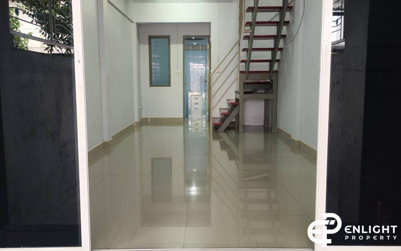Baan Eua Arthorn, 2 -story