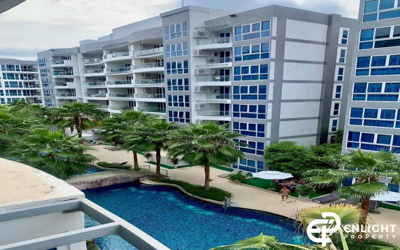 Grand Avenue Residence Condo