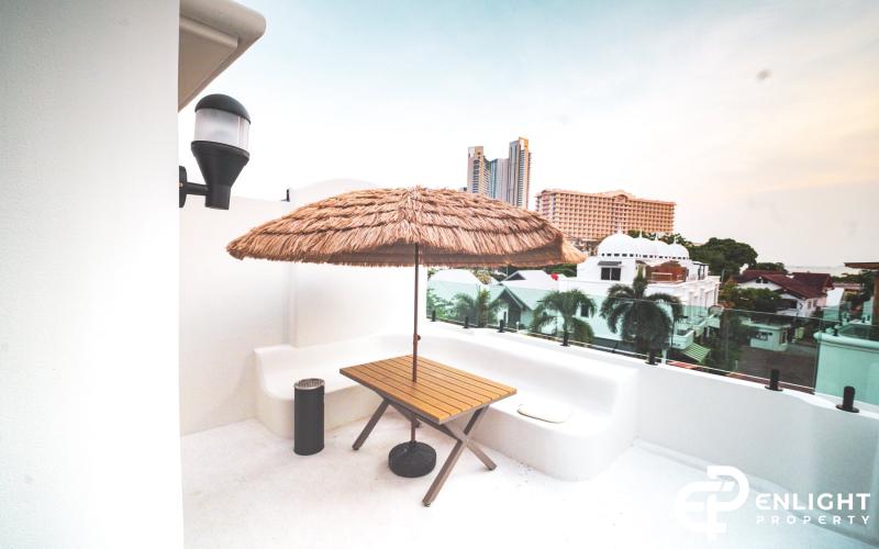 Beachside House for Rent in Wongamat
