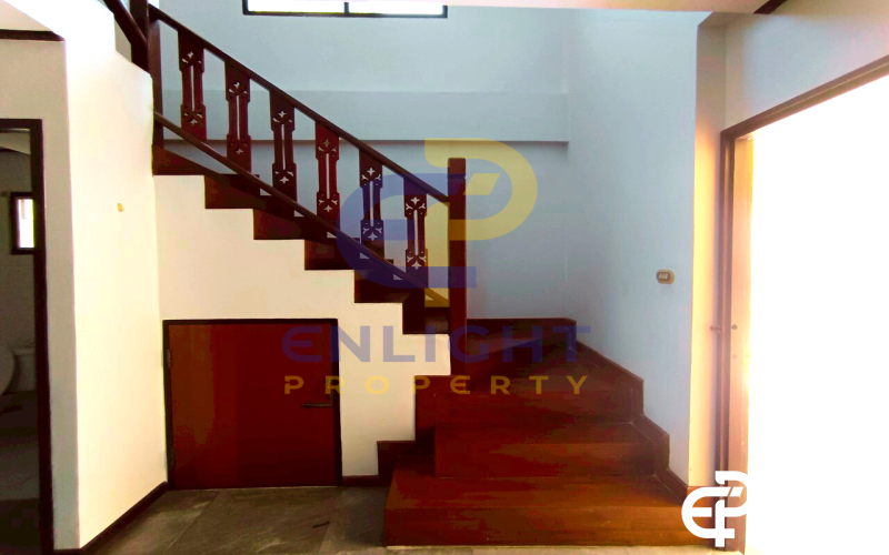 House for Sale with Tenant – Prime Central Pattaya Location