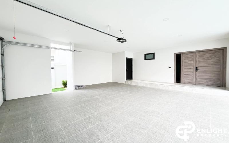 Jin Village Land and House – Luxury House with Private Swimming Pool