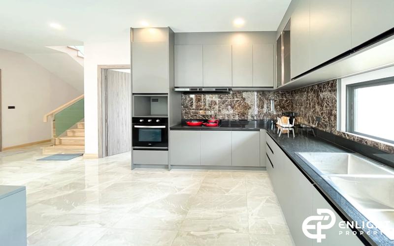 Jin Village Land and House – Luxury House with Private Swimming Pool