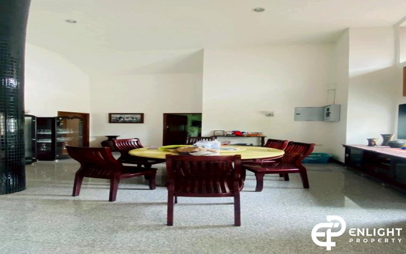 South Pattaya – Great location! Only 1 min to Motorway, 4 mins to Sukhumvit Rd., 5 mins to Jomtien Beach