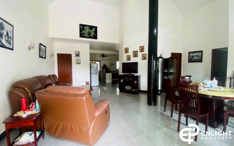South Pattaya – Great location! Only 1 min to Motorway, 4 mins to Sukhumvit Rd., 5 mins to Jomtien Beach