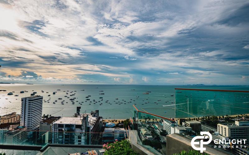 The Edge Central Pattaya (by Sansiri)