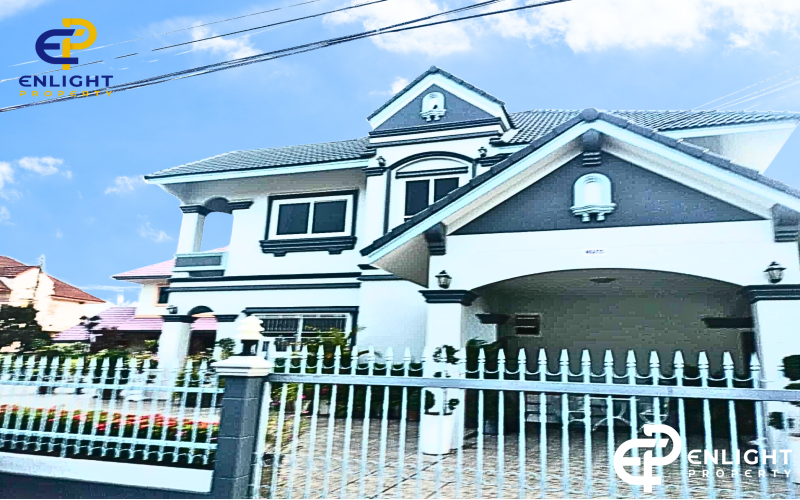 - บ้านในโครงการพื้นที่ขนาดใหญ่ ห่างโรงเรียนนานาชาติฟินิกซ์ 5 นาที -