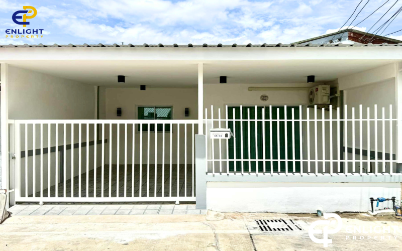 - บ้านในโครงการห่างสุขุมวิทเพียง 500 เมตร -