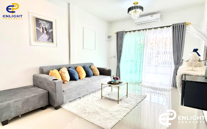 - บ้านในโครงการห่างสุขุมวิทเพียง 500 เมตร -