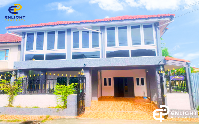 - บ้านซอยเนินพลับหวานห่างสุขุมเพียง 5 นาที -