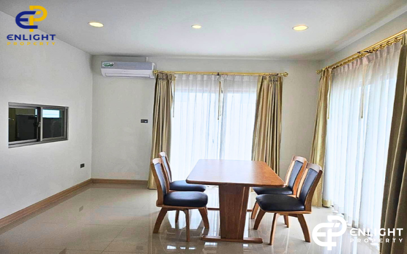 - บ้านเช่าในโครงการเงียบ สงบ เดินทางสะดวก