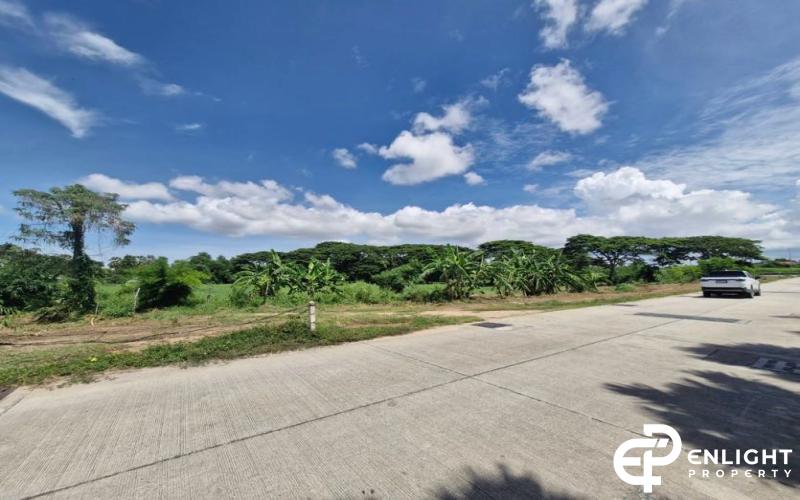 ที่ดินติดทางรถไฟ ใกล้ถนนสุขุมวิท( ชัยพฤกษ์ )