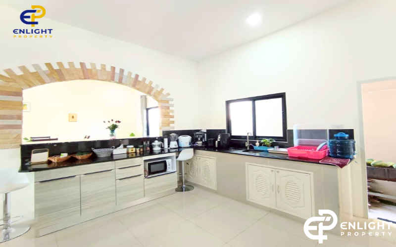 - บ้านในโครงการพื้นที่ขนาด 800 ตารางเมตร ราคาสุดคุ้ม -