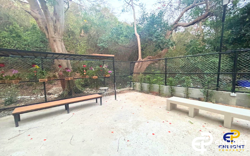 - ให้เช่ากิจการห้องพักให้เช่ารายวัน- รายเดือน ทำเลทอง -