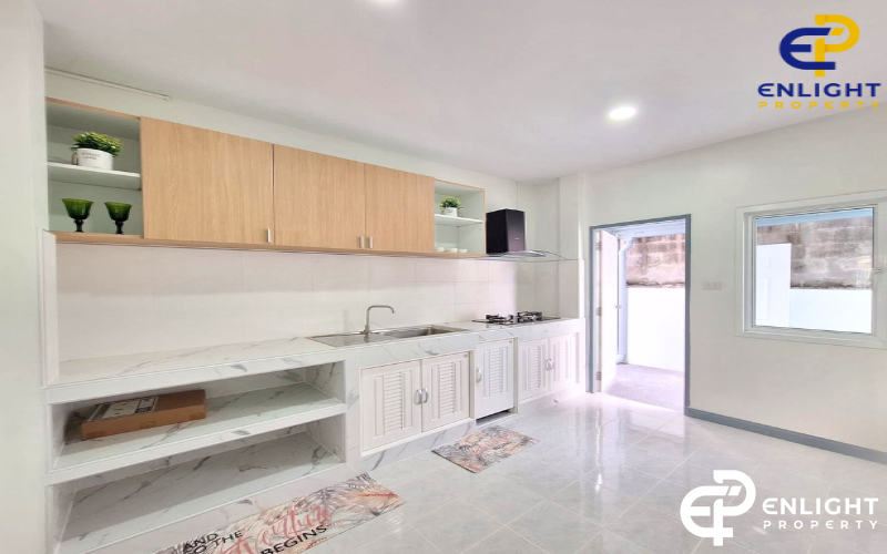 - บ้านเดี่ยวในโครงการ ห่างสุขุมวิทเพียง 5 นาที -